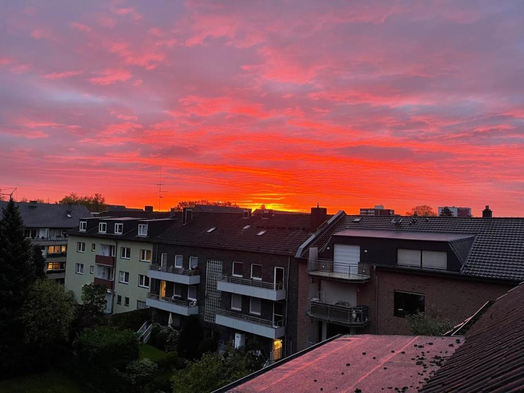 Ferienwohnung In Duesseldorf Hassel Extérieur photo